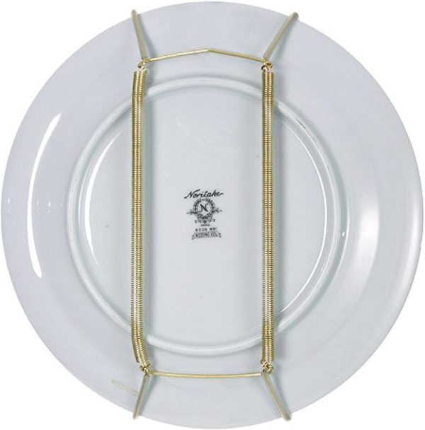 competitive pricing rocky mountain goods plate hanger for wall and mounting hardware - fits decorative plates and platters - heavy duty polished brass - vinyl non scratch hooks - includes wall mount kit (7" - 10") one-stop wholesale
