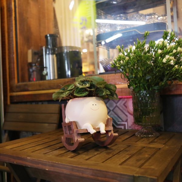 oem/odm services face flower pots for plants rocking chair planters funny succulent planter live cute resin flower pots head planter for indoor outdoor plants gift ideas for mother and christmas affordable bulk deals