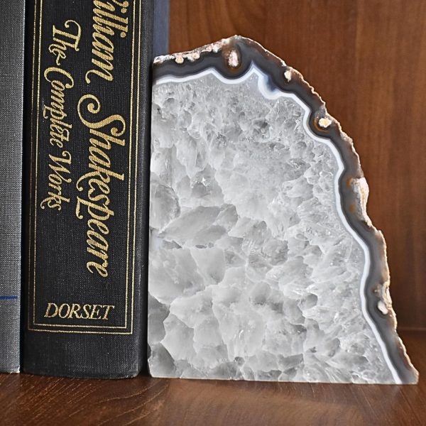 supplier direct nature's decorations agate bookends - a quality natural geode book ends with rubber bumpers for shelves, office, home decor - heavy duty cool stone bookend pair for decoration (2-3 lb) wholesale prices