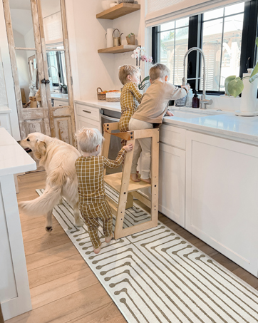 manufacturer direct ruggable kaden washable rug - perfect vintage area rug for living room bedroom kitchen - pet & child friendly - stain & water resistant - amber red 3'x5' (standard pad) trade price
